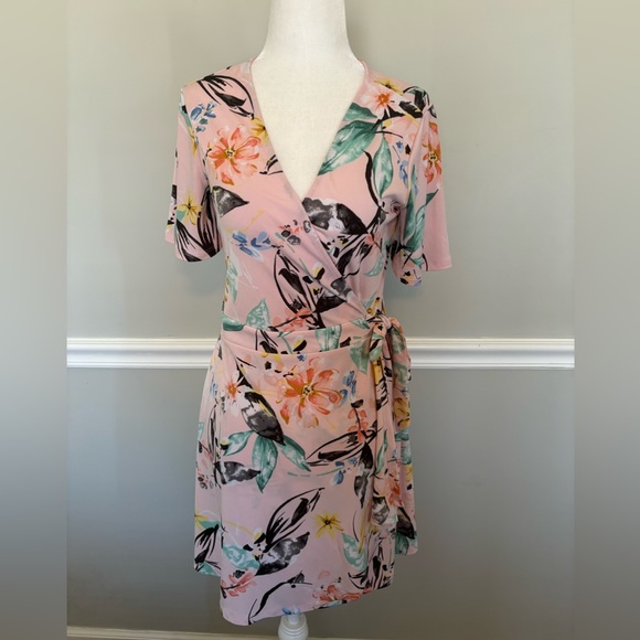 BCBGENERATION Floral Wrap Dress - Picture 5 of 11